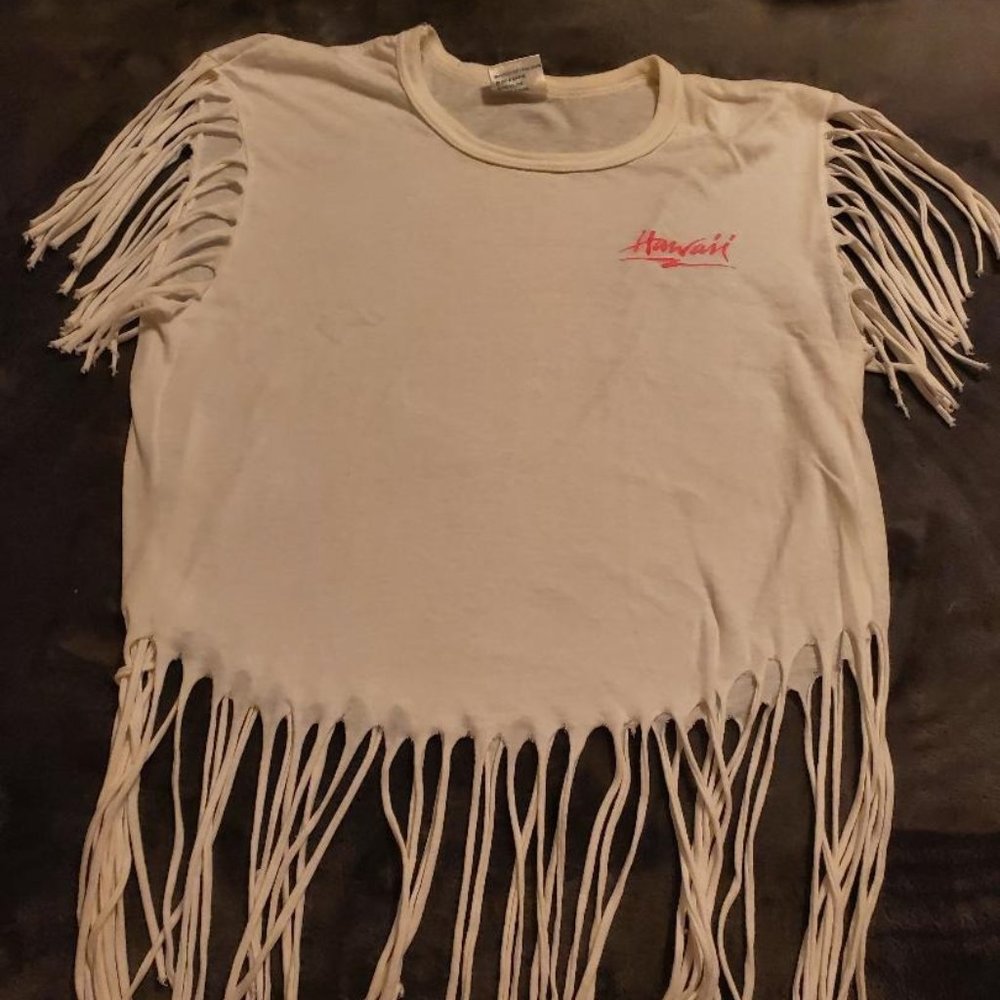 WOMEN'S VINTAGE WHITE HAWAII TEASE FRINGED CUT